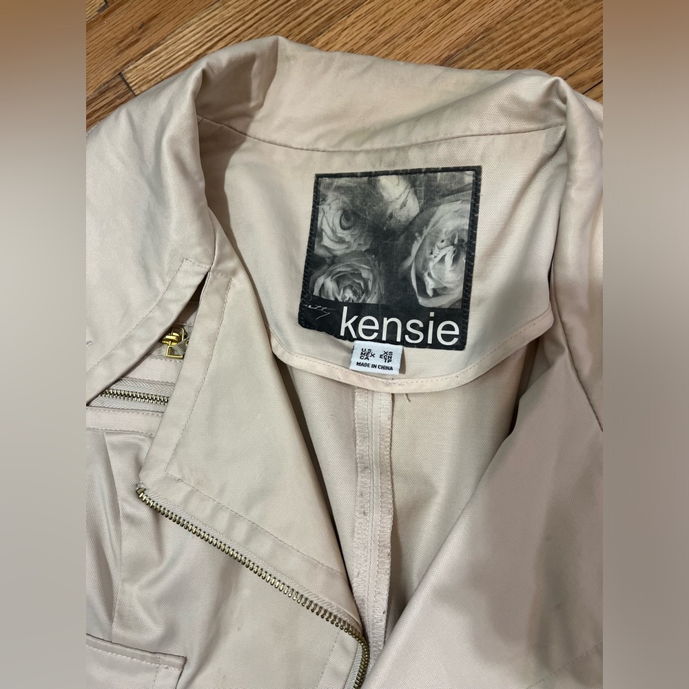 Bomber jacket - Picture 2 of 3